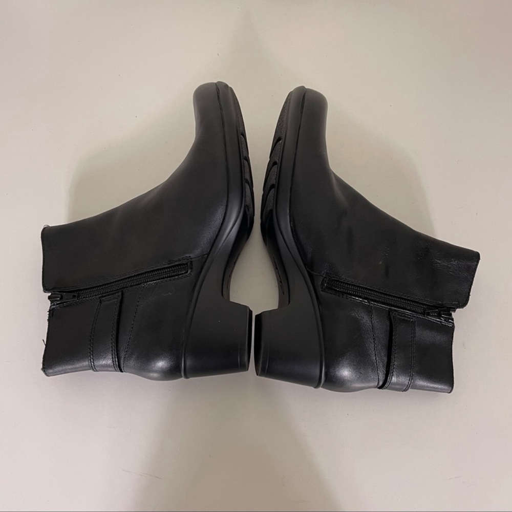 Clarks Black Leather Low Heel Mid-Calf Boots - Picture 3 of 4